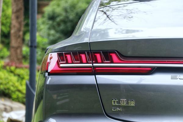 省的多還跑的快,品質堪比合資豪華轎車,深度環山試駕比亞迪漢DM 省的多還跑的快,品質堪比合資豪華轎車,深度環山試駕比亞迪漢DM