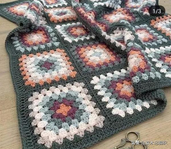 推薦一些彩色手工毯子的作品，希望這些五顏六色給你帶來好心情