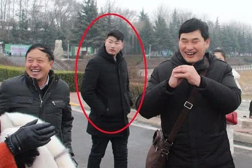 大衣哥女兒朱雪梅,年紀輕輕為何想“輕生”,看了她的遭遇太心疼 大衣哥女兒朱雪梅,年紀輕輕為何想“輕生”,看了她的遭遇太心疼