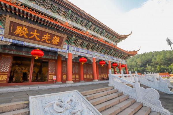 廣東版“故宮”,紫禁城裡的皇宮建築,每一處都“爆出片” 廣東版“故宮”,紫禁城裡的皇宮建築,每一處都“爆出片”