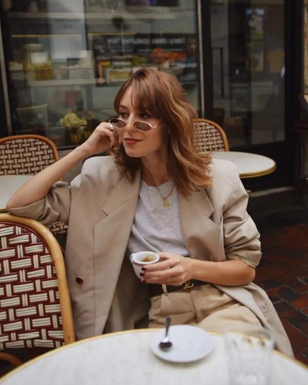 今秋馬丁靴+厚外套火了!又美又撩,洋氣炸了 今秋馬丁靴+厚外套火了!又美又撩,洋氣炸了