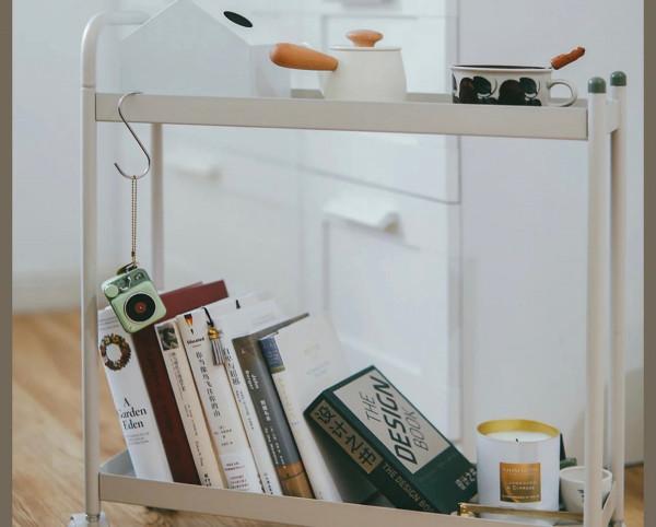 同樣是小衛生間，看看人家年輕人的佈置！乾淨利落、清清爽爽