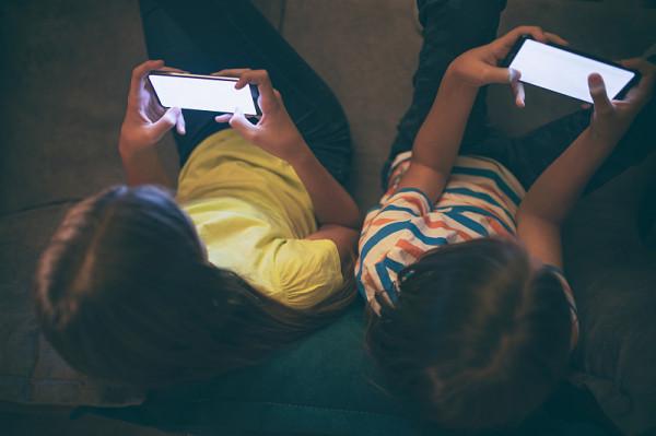 電子遊戲是家庭教育的敵人嗎? 電子遊戲是家庭教育的敵人嗎?