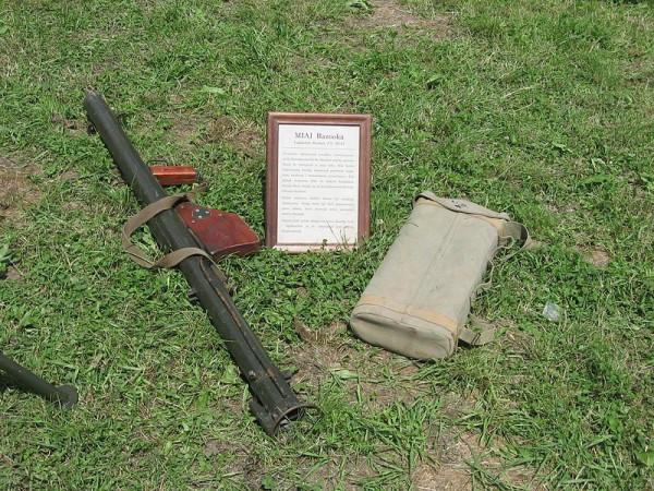 巴祖卡：第一代實戰用的單兵反坦克武器，火箭界的開山鼻祖