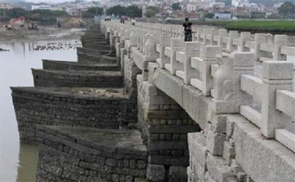 2007年，90公斤鐵柱子被撈，漁民65元賣給廢品站，未想是件文物