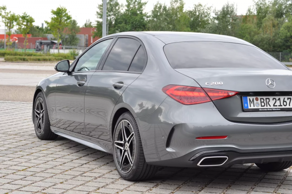 德國深度試駕新一代賓士C級:時代交叉品 德國深度試駕新一代賓士C級:時代交叉品