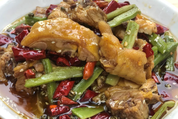 8367萬四川人的命,都是花椒給的 8367萬四川人的命,都是花椒給的