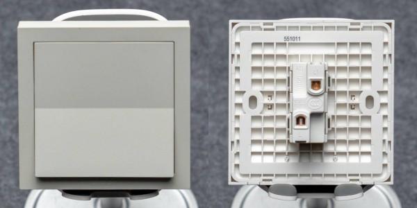 恭喜你,在裝修前看到了這篇開關插座大比拼,五款一線品牌哪家強 恭喜你,在裝修前看到了這篇開關插座大比拼,五款一線品牌哪家強