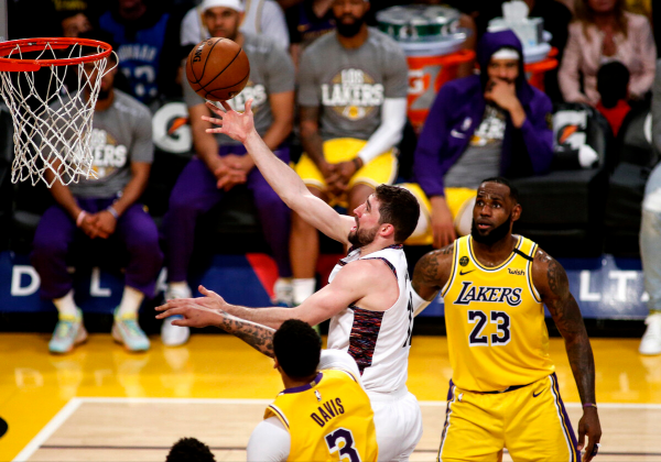 他在場上,籃網淨輸17分!攻不進防不住!看你打球,真是一種痛苦 他在場上,籃網淨輸17分!攻不進防不住!看你打球,真是一種痛苦