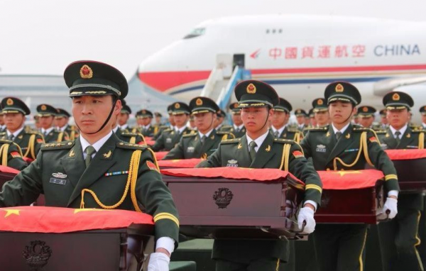 1951年，毛主席親自下令奪回鄧仕均遺體，70年後烈士遺骨仍在韓國