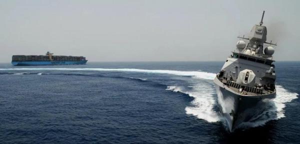 “七省”級護衛艦圖集（132圖）