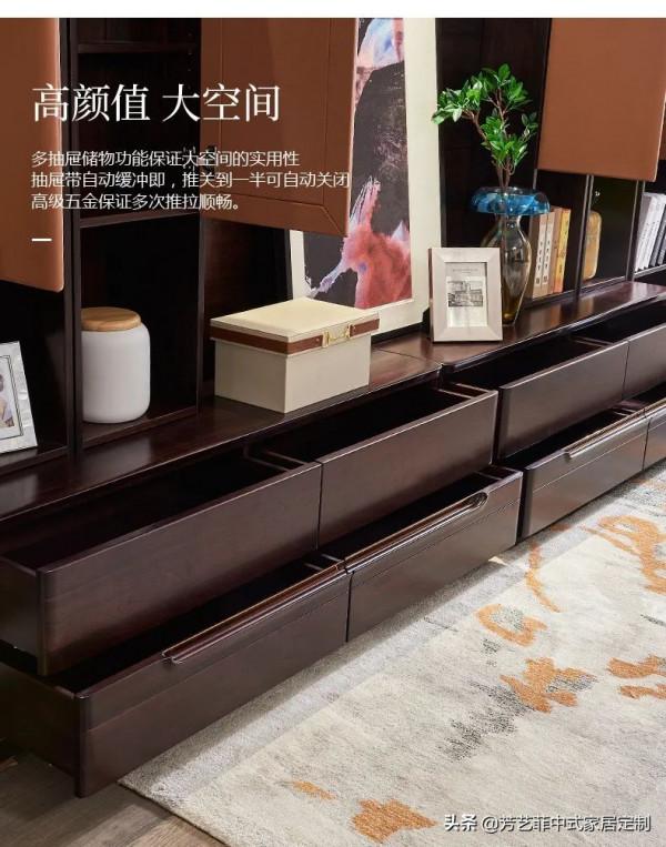 中式電視牆怎麼做？聰明人早就這麼幹了，全實木電視櫃實在太香了