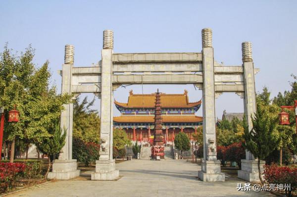 廟還是景區？這個充滿人間煙火氣息的古廟，所遭遇的身份困局