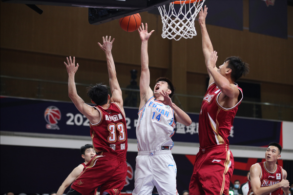 程帥澎23+5朱旭航23+8 吳前12中3浙江勝福建迎3連勝 程帥澎23+5朱旭航23+8 吳前12中3浙江勝福建迎3連勝