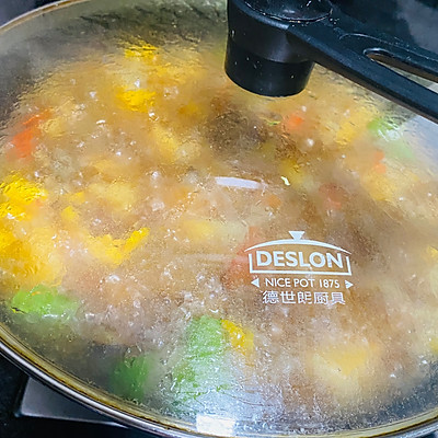 想要吃得健康，還是得吃「新疆大盤雞」家常小炒