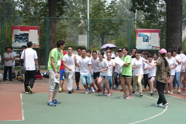 清華、北大畢業生，為何不願意去上海發展？真實原因很&OpenCurlyDoubleQuote;接地氣&rdquo;