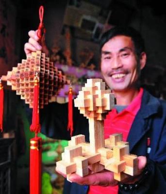 浙江蘭溪諸葛村，最自信的諸葛亮51代孫，巧用118根木條做中國館