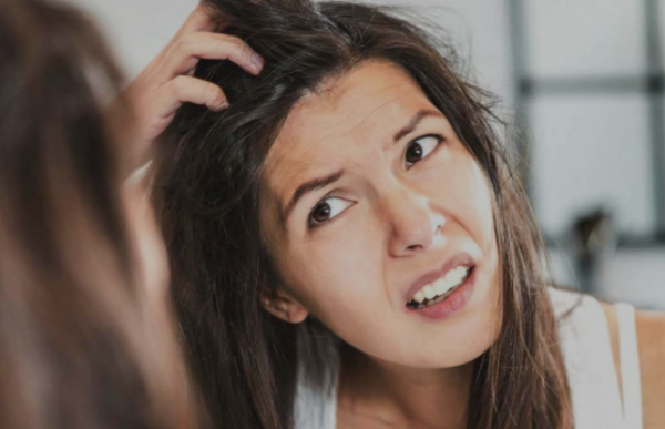 為什麼頭皮總長“疙瘩”和“膿包”？或與4個原因有關