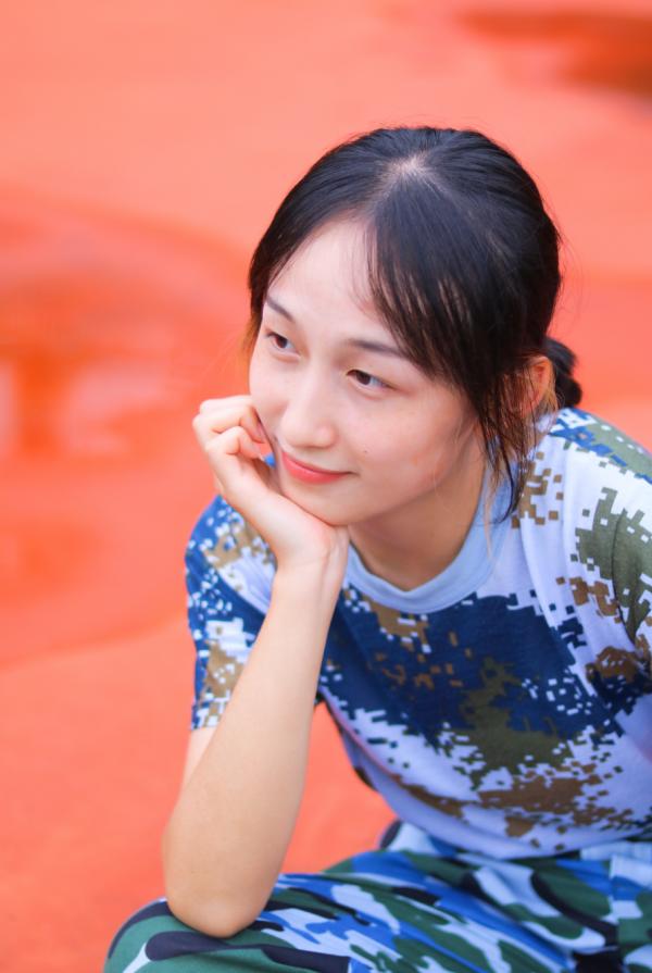 聽完教官唱歌,來看看廣東工業大學“軍花軍草”! 聽完教官唱歌,來看看廣東工業大學“軍花軍草”!