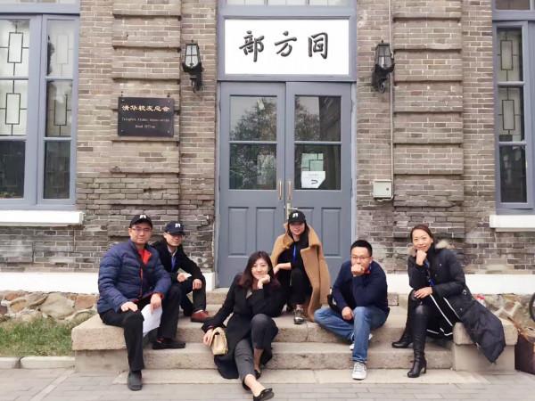 重慶小夥在富士康15年：實習生到經理，獲郭臺銘嘉獎，成風雲人物