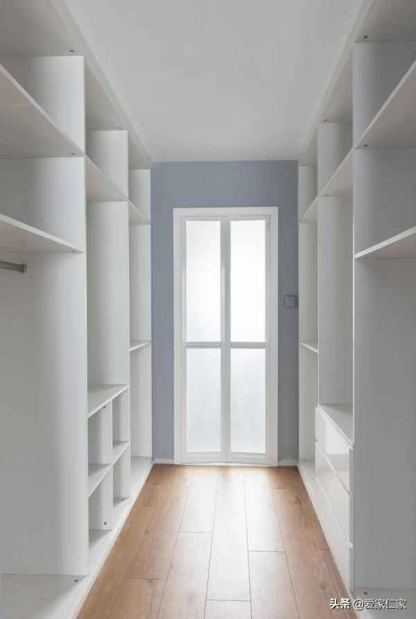 147㎡現代簡約風,黑白灰的極簡風格,裝出高階範,太有格調了 147㎡現代簡約風,黑白灰的極簡風格,裝出高階範,太有格調了