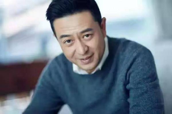 這八位內地中年男星清爽不油膩,年輕時顏值不輸鮮肉,粉絲很喜愛 這八位內地中年男星清爽不油膩,年輕時顏值不輸鮮肉,粉絲很喜愛