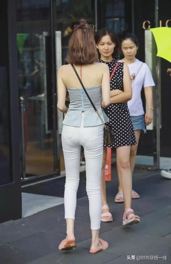 沒有“短裙”的秋季,穿法單一沒動力,互補搭配才會有奇效 沒有“短裙”的秋季,穿法單一沒動力,互補搭配才會有奇效