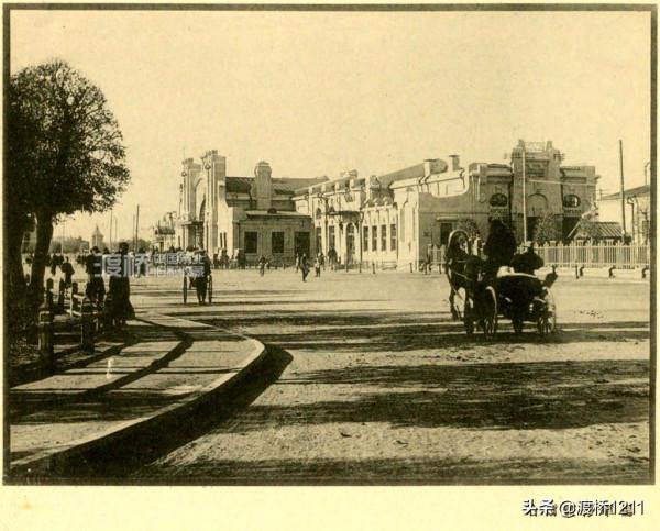 哈爾濱火車站，百張歷史老照片，四代站舍更替，你不一定見過