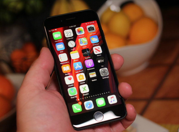 蘋果和安卓搶飯碗?盧偉冰:Redmi K50“宇宙”開團,狙擊iPhoneSE 蘋果和安卓搶飯碗?盧偉冰:Redmi K50“宇宙”開團,狙擊iPhoneSE