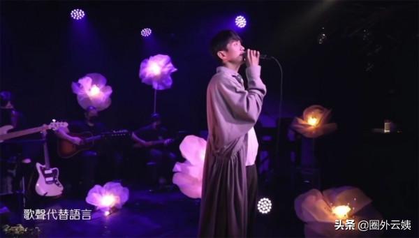 張棟樑唱《小烏龜》惹回憶殺,當年嫌他醜,長大才懂何群的溫柔 張棟樑唱《小烏龜》惹回憶殺,當年嫌他醜,長大才懂何群的溫柔