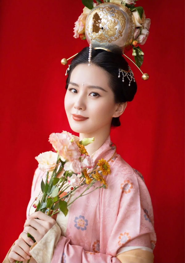 娛樂圈裡的5位隱形富豪:胡海泉擁有57家公司,劉詩詩公司上市 娛樂圈裡的5位隱形富豪:胡海泉擁有57家公司,劉詩詩公司上市