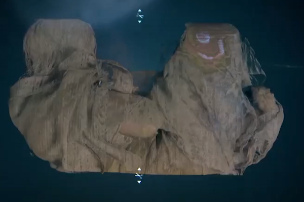 1999年,考古隊登6700米山頂,發現冰凍500年少女,面貌完好彷彿睡著 1999年,考古隊登6700米山頂,發現冰凍500年少女,面貌完好彷彿睡著