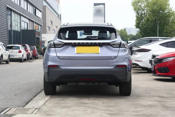 這純電SUV來自國產大廠，雙續航+配置升級，關鍵不是比亞迪