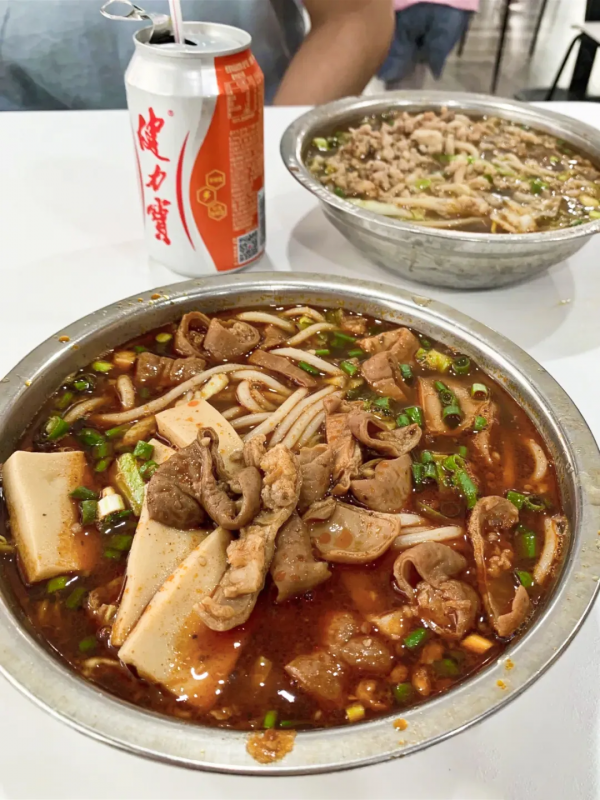 被賺錢耽誤的好好吃地方，一天能打11個飽嗝