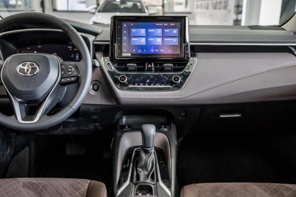 左右為難|15萬預算,豐田亞洲獅對比大眾速騰 左右為難|15萬預算,豐田亞洲獅對比大眾速騰