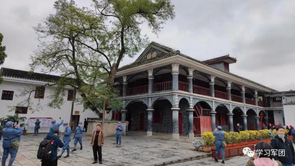 雲銷雨霽遵義城
