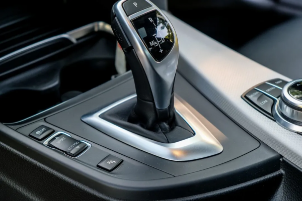 「阿站長開車」開溜背轎跑暢遊廈門，美景需要配靚車——寶馬 425i