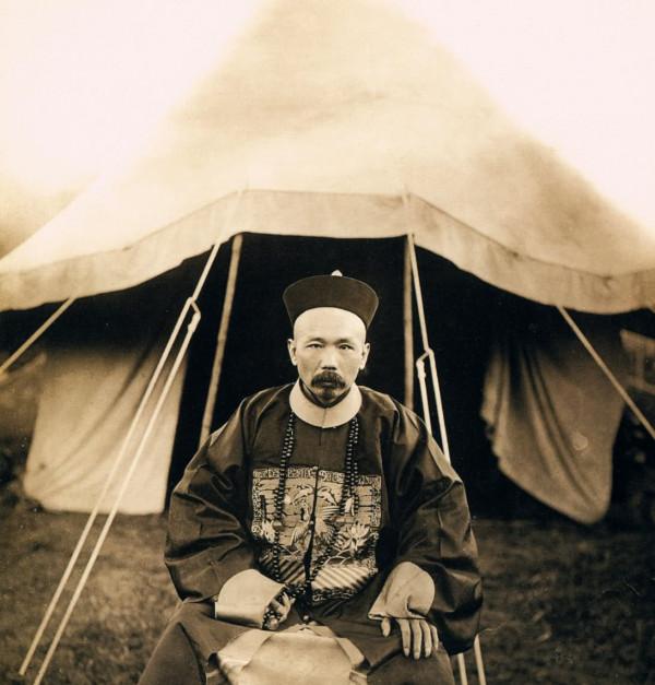 兵部官印失竊激怒嘉慶,鐵帽子王被拔去花翎,一眾官員被削為奴 兵部官印失竊激怒嘉慶,鐵帽子王被拔去花翎,一眾官員被削為奴