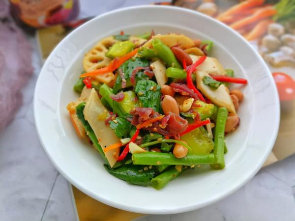 有葷有素，有蒸菜有涼拌菜，分享12道家常菜譜，中秋家宴用得著