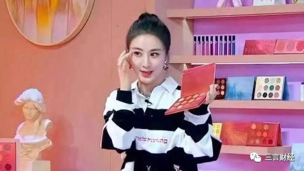 當下現狀:網紅努力做明星,明星變身成網紅? 當下現狀:網紅努力做明星,明星變身成網紅?