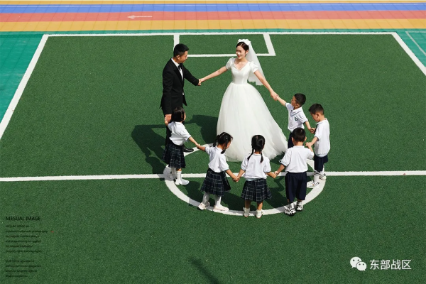 破防了！立功喜報空降婚禮現場