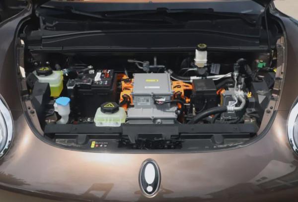 誰是年輕人的第一輛電動車？比亞迪海豚對比尤拉好貓