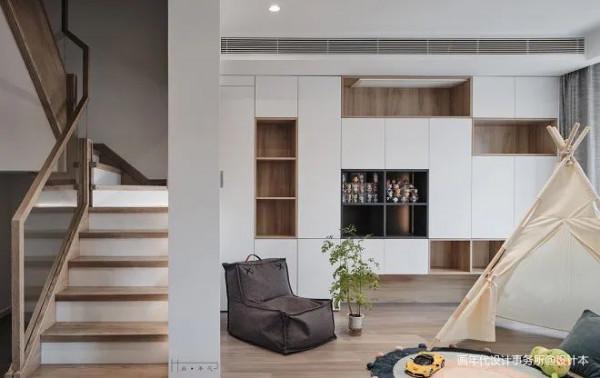 一家三口花45萬打造160平溫馨之家：一間屋子，兩種風格