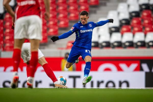 2-3，1-2！拜仁又1爭冠對手倒下，爭四卻亂了：5隊只差2分