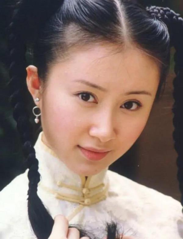 做人乾淨不濫情，不傍富豪，潔身自好，這5位女演員堪稱“清流”