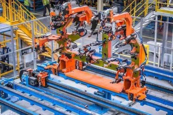 內卷是今年的流行詞，它的背後是我們的供給端出現了很大問題