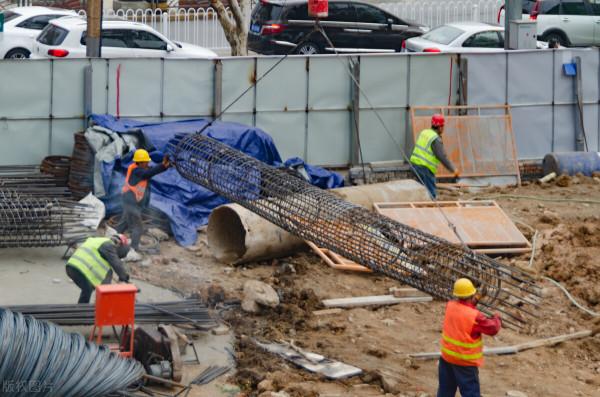 大齡農民工遭&OpenCurlyDoubleQuote;清退&rdquo;，超60歲&OpenCurlyDoubleQuote;一刀切&rdquo;禁用？2大難題再凸顯