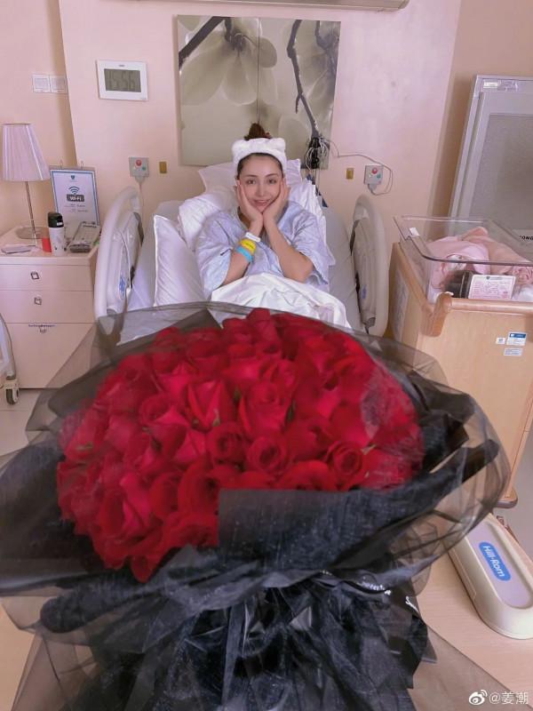 新疆盛產美人,7位異域風情的女星顏值大比拼,你更鐘意哪一位? 新疆盛產美人,7位異域風情的女星顏值大比拼,你更鐘意哪一位?