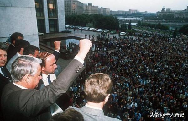 劫持飛機逃難到中國,卻在中國坐了8年牢,回國後發現國家沒了 劫持飛機逃難到中國,卻在中國坐了8年牢,回國後發現國家沒了