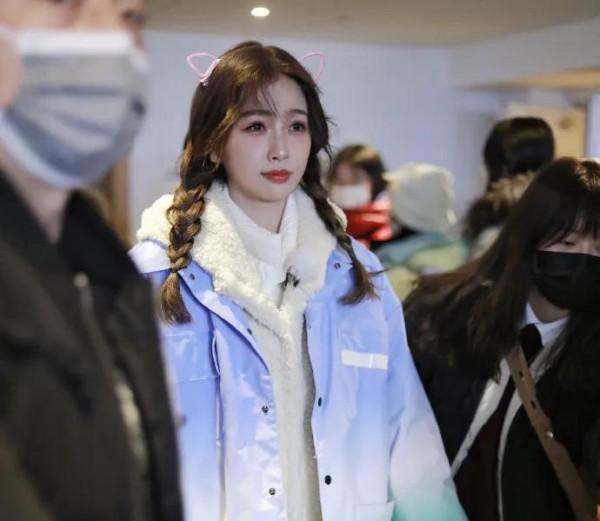 angelababy和虞書欣節目滑雪照被爆，那個是你喜歡的型別